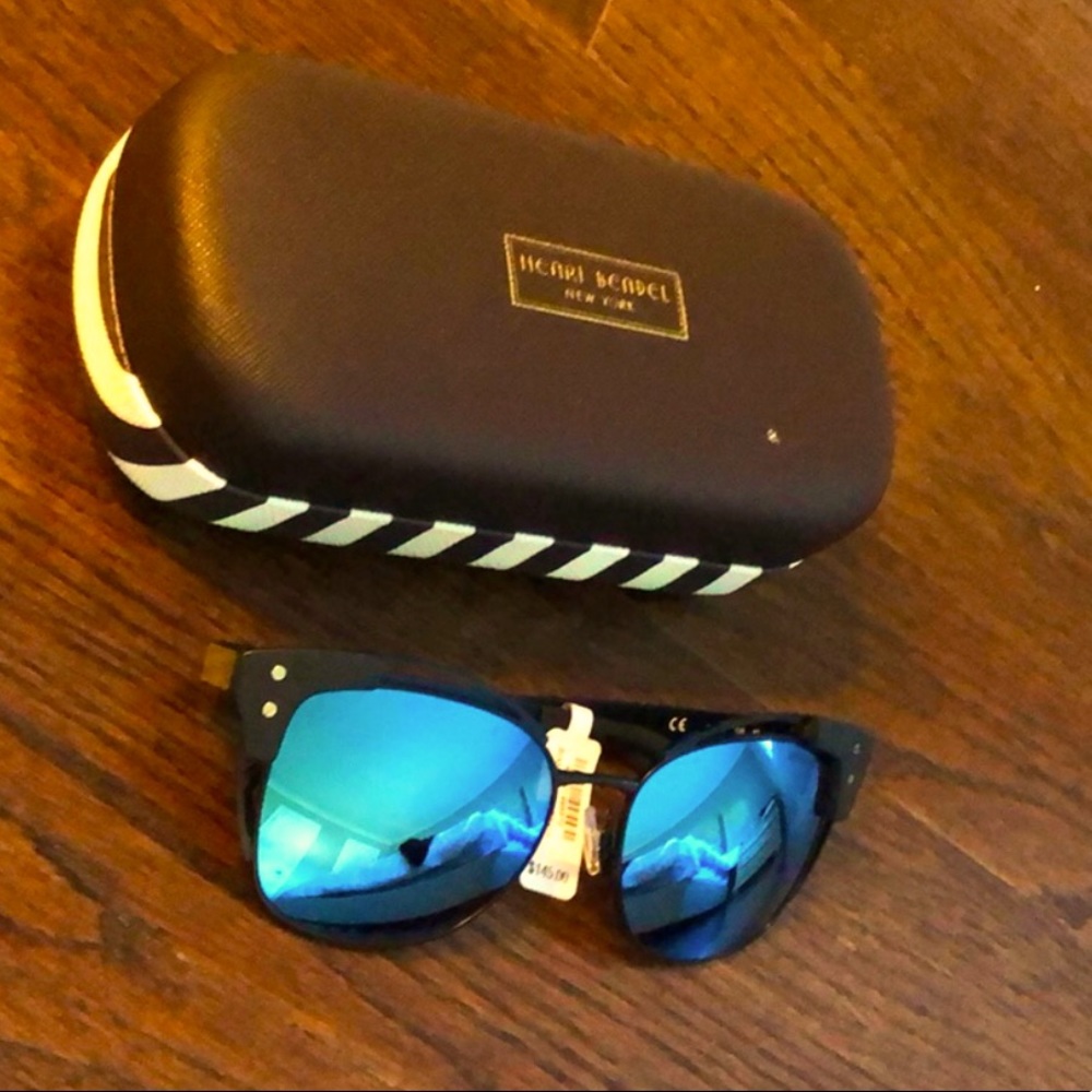 Henri Bendel Sunglasses